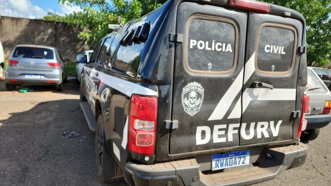 Polícia Civil recupera veículo roubado e identifica os autores do crime na Capital