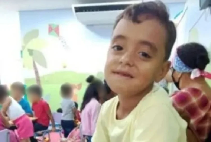 Criança de 7 anos morre após ser atingida por coice de cavalo
