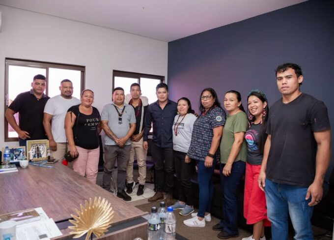 Vereador Otacir Figueredo recebe equipe de Saúde da Aldeia Tereré em busca de melhorias