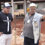 Vereador Otacir Figueredo visita obra da escola municipal Beniguino Escobar, em Sidrolândia