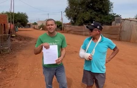 Vereador Gabriel Auto Car e prefeito Rodrigo Basso realizam reunião para debater sobre a regularização da Vila Jatobá