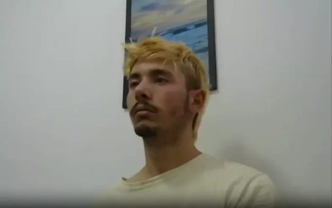 Pai que matou mãe e bebê carbonizadas é agredido por colegas de cela