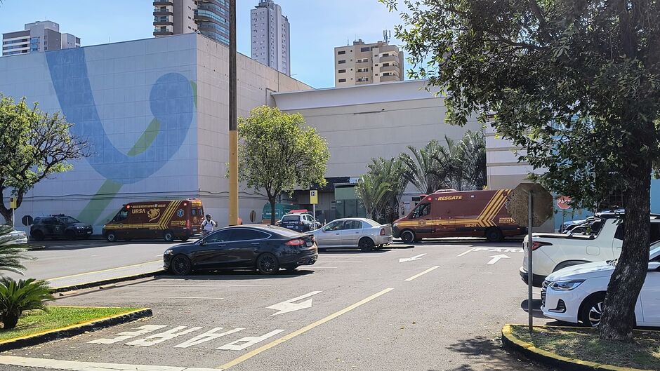 Tiro acidental: arma de PM caiu durante prova de tênis e feriu servidor em shopping