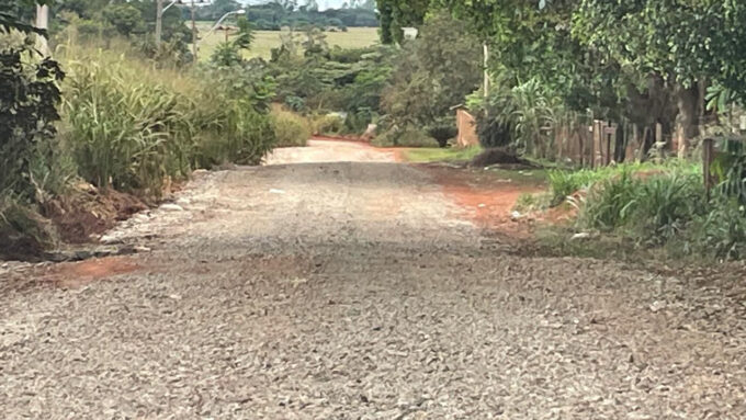 Prefeitura de Sidrolândia inicia cascalhamento no Assentamento Vista Alegre
