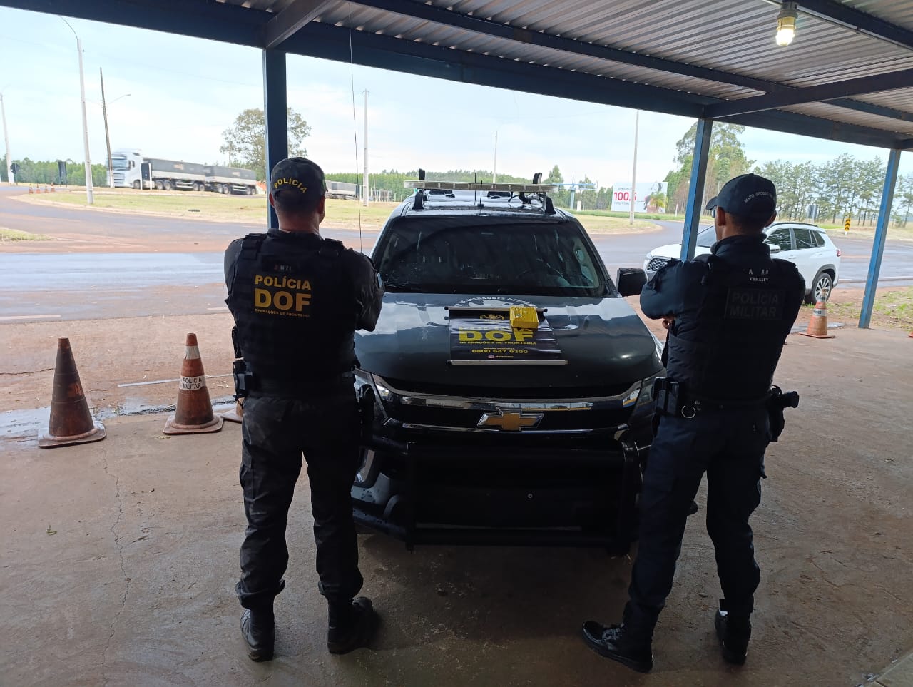 DOF prende mulher com droga, em Ponta Porã, em veículo que seguia para Campo Grande