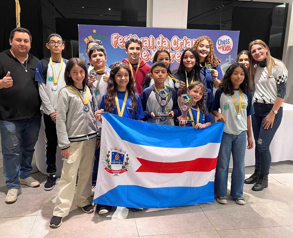 Enxadristas de Anastácio são campeões e vice em duas categorias do Estadual