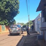 Polícia Civil cumpre mandado de busca e apreensão e prende suspeito de violência doméstica por posse ilegal de arma de fogo
