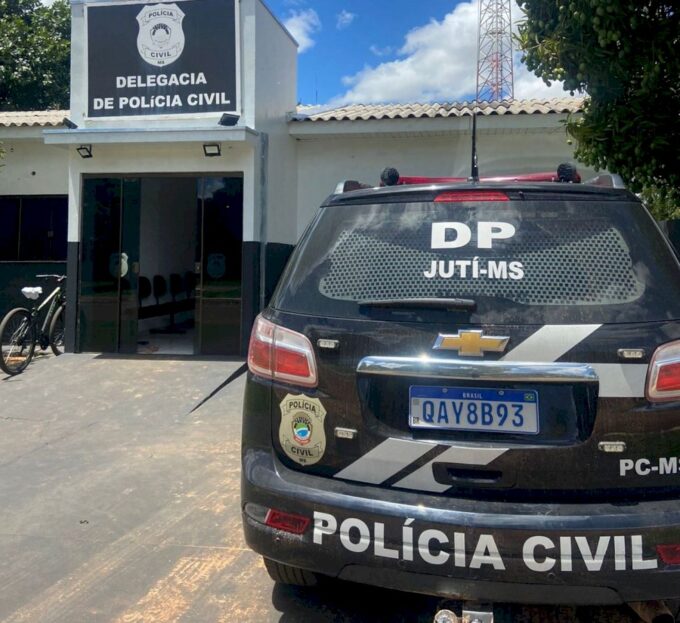 Polícia Civil prende casal por furto e porte ilegal de arma de fogo em Juti