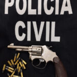 Polícia Civil prende homem em flagrante por posse irregular de arma de fogo em Paraíso das Águas