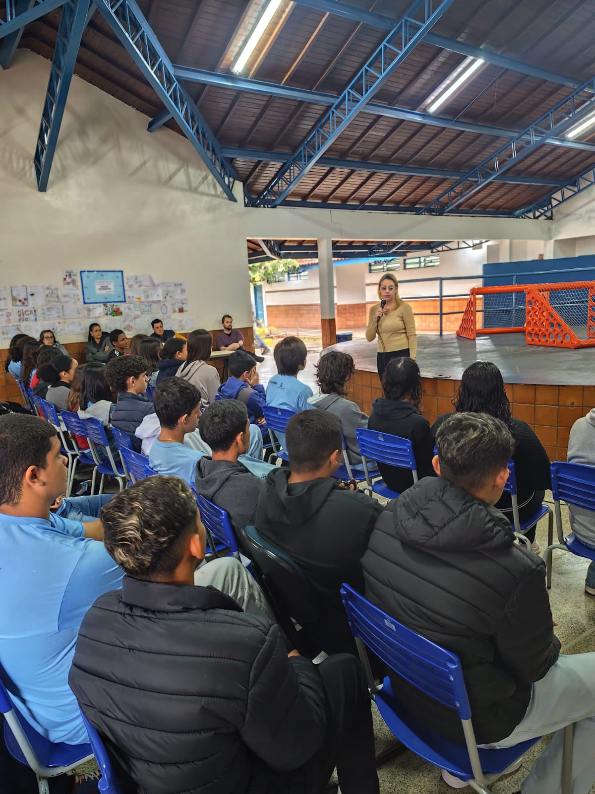 Polícia Civil realiza palestra sobre Bullying e Cyberbullying e Drogas em escola municipal na Capital
