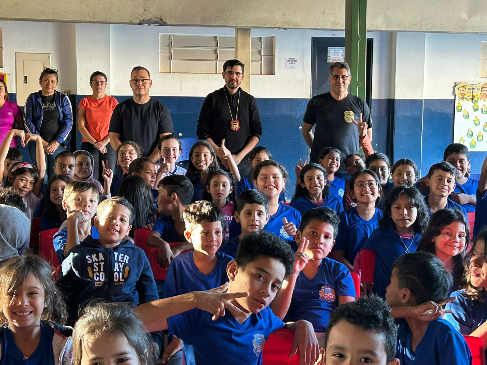 Policiais Civis realizam palestra sobre cidadania e respeito em escola de Aquidauana 