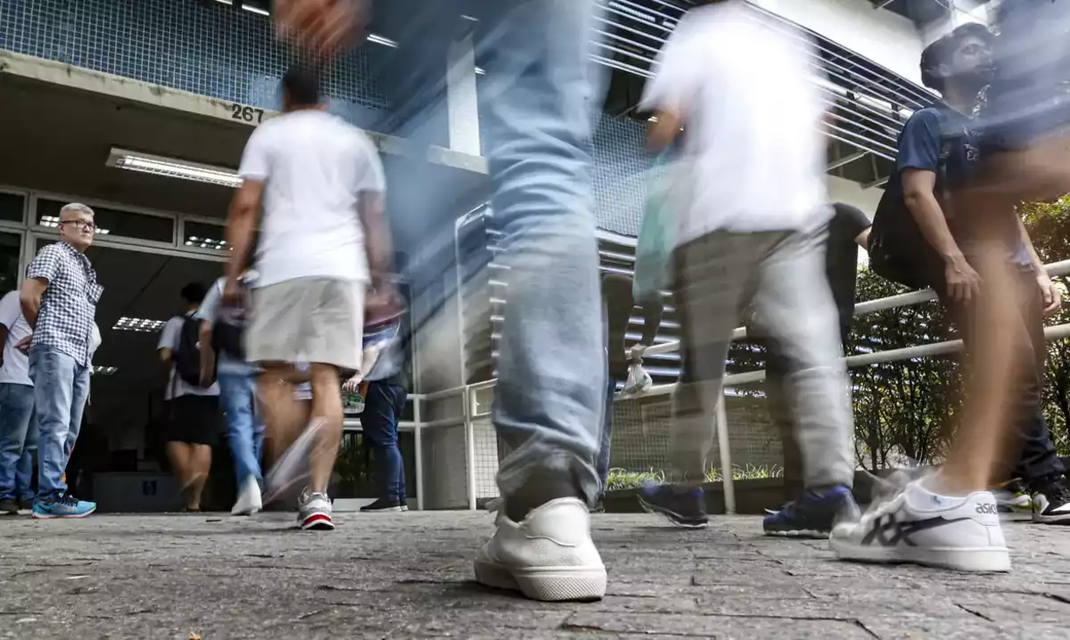 Prazo para pagar taxa de inscrição do Enem 2025 termina na sexta