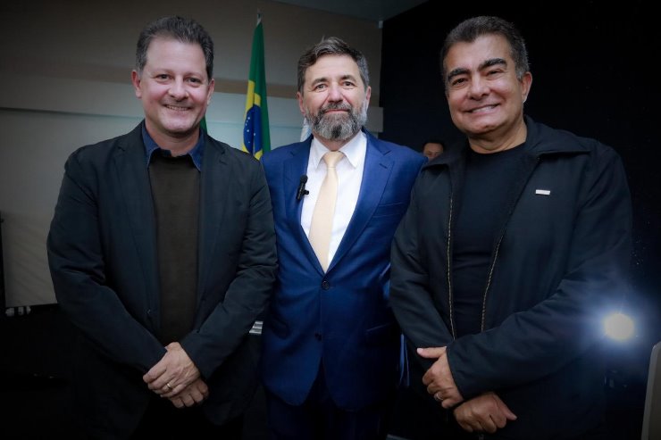 Renato Câmara participa de posse da ACED e reforça apoio ao setor empresarial de Dourados