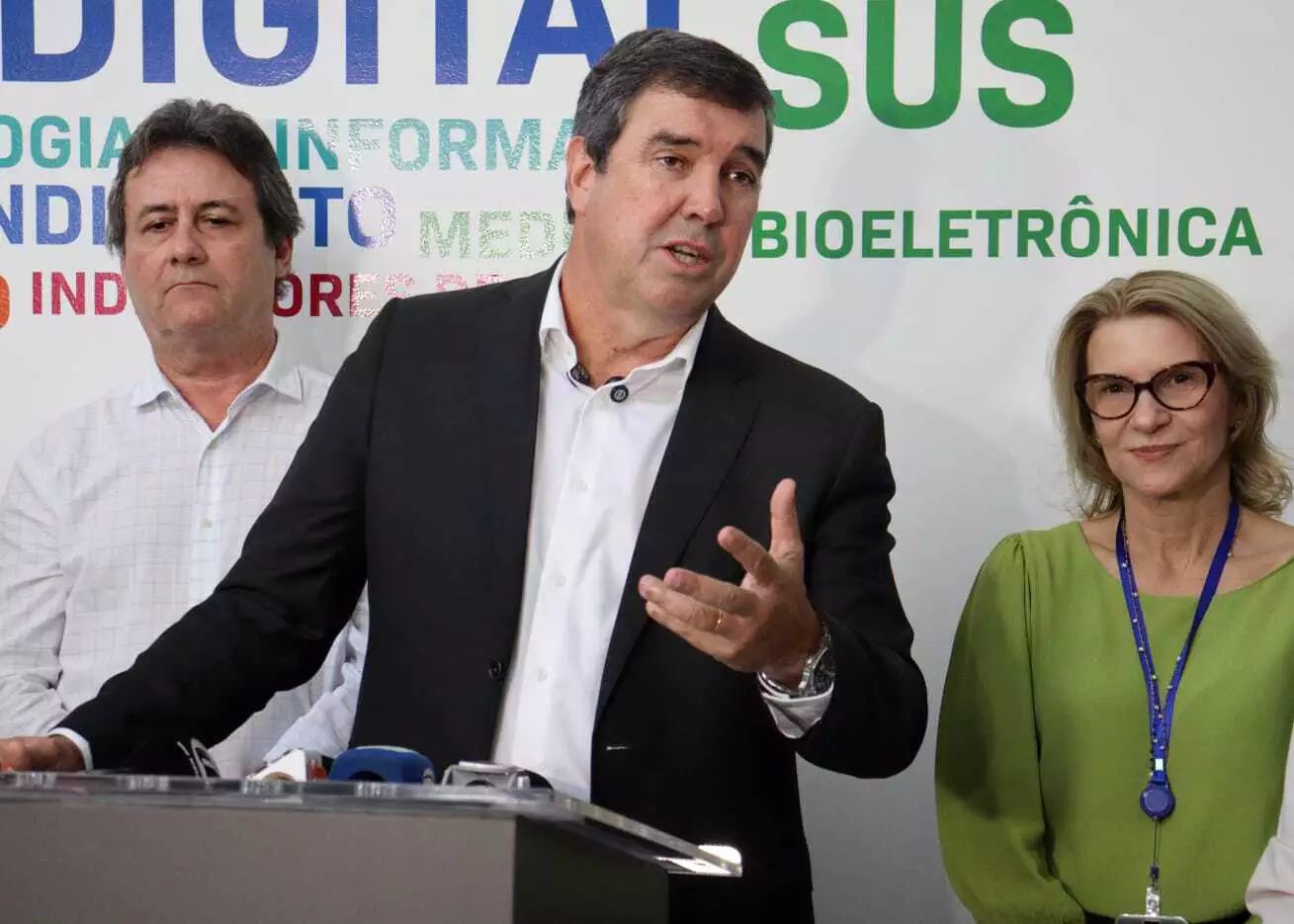 Estado quer lançar aplicativo para agendar consultas pelo SUS