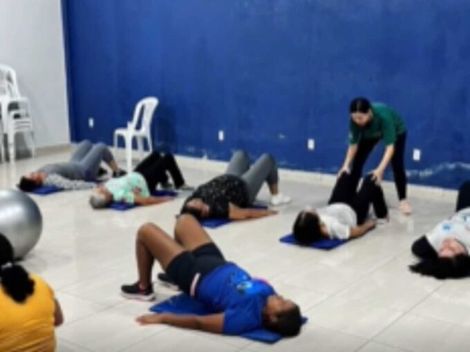 Anastácio oferece fisioterapia em grupo para pacientes com sequelas da chikungunya