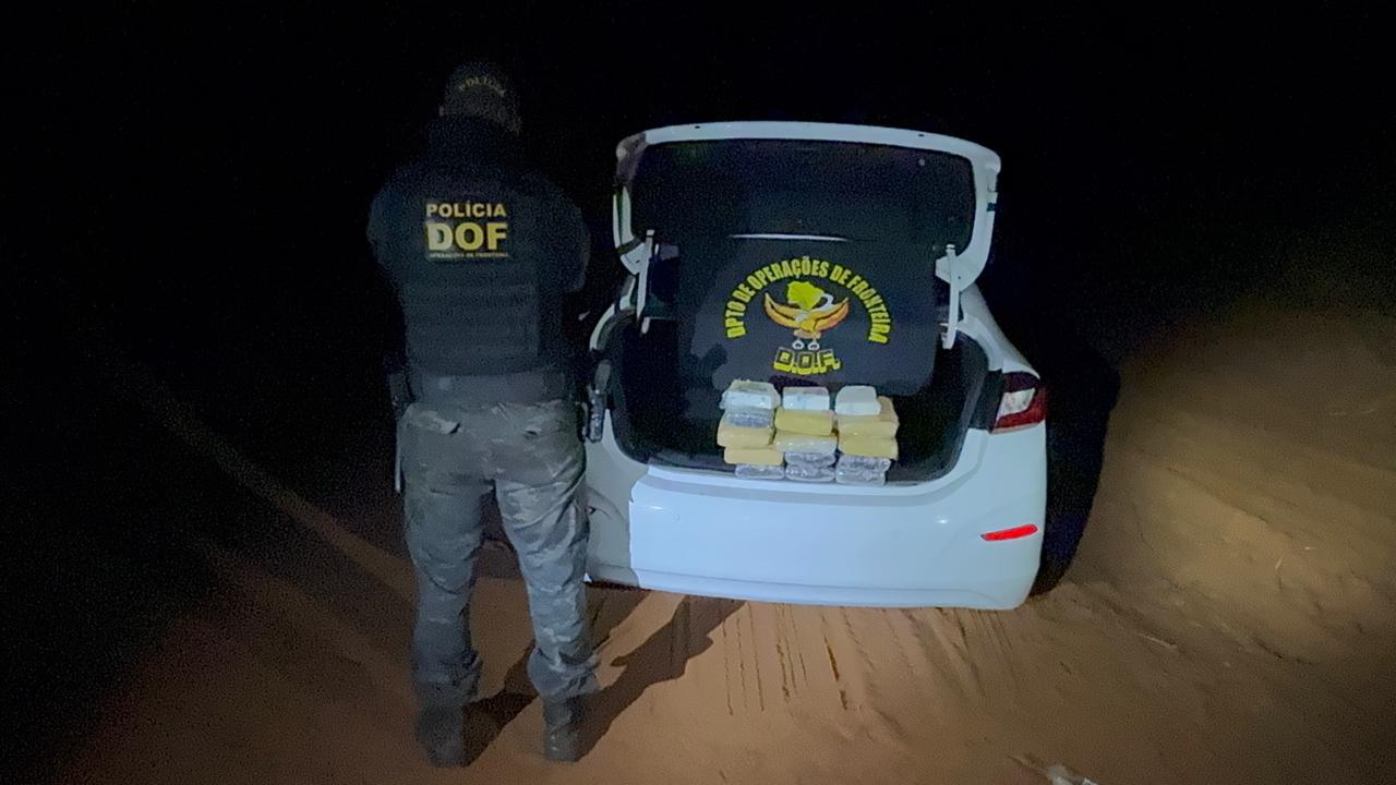 DOF apreende veículo com drogas em Santa Rita do Pardo
