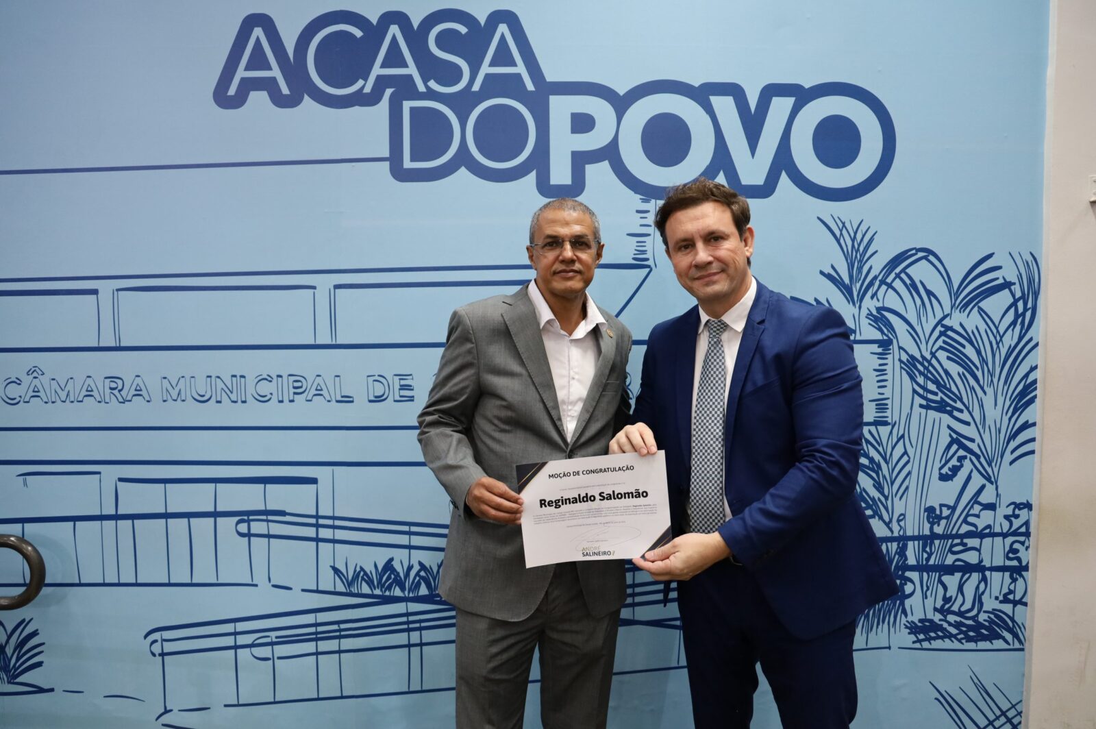 Delegado de Polícia recebe moção da Câmara Municipal de Campo Grande