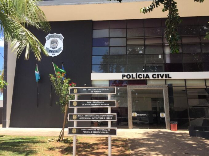 Polícia Civil cumpre mandado de monitorização eletrônica em Corumbá