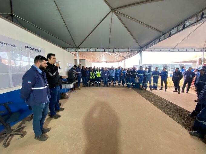 Polícia Civil faz palestra a trabalhadores em canteiro de obras em Inocência