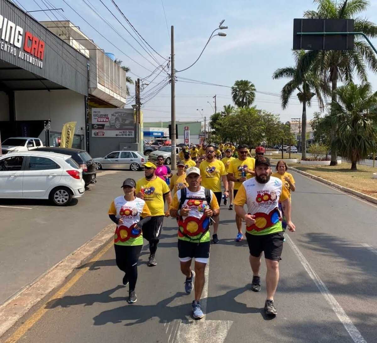 Professor Carlão lança novo desafio para incentivar doações de sangue e medula