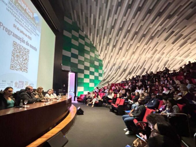 SES realiza 1° Simpósio de Enfrentamento à Chikungunya em MS