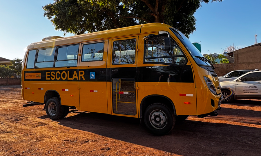 Prefeitura de Sidrolândia recebe novo ônibus escolar para fortalecer a frota