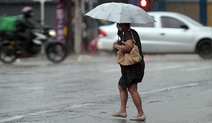 Madrugada pode ter tempestade com granizo em Mato Grosso do Sul, alerta Inmet