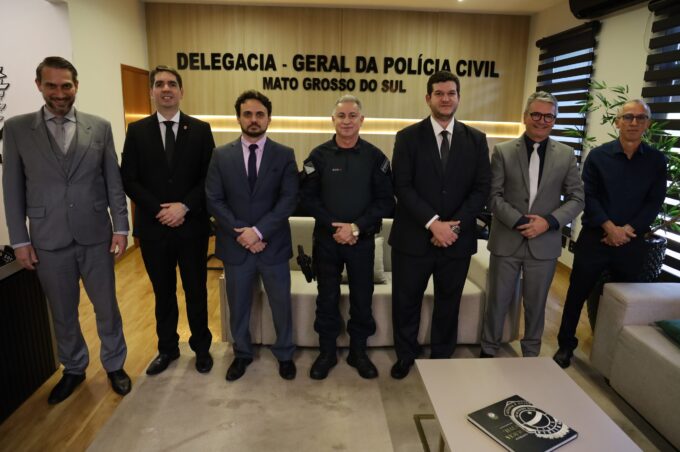 Delegado-Geral recebe membros do Conselho Institucional de Segurança Pública de Campo Grande