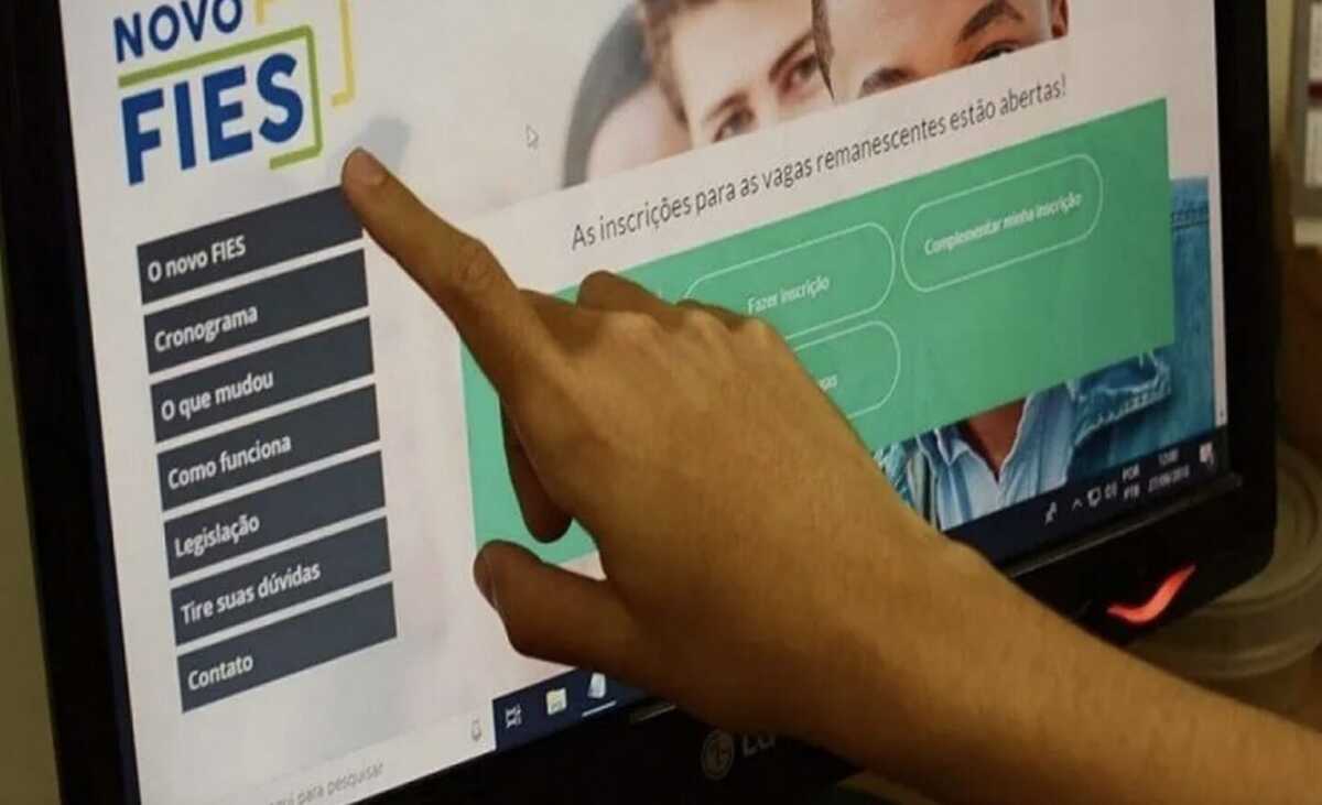 Fies convoca candidatos da lista de espera para o segundo semestre