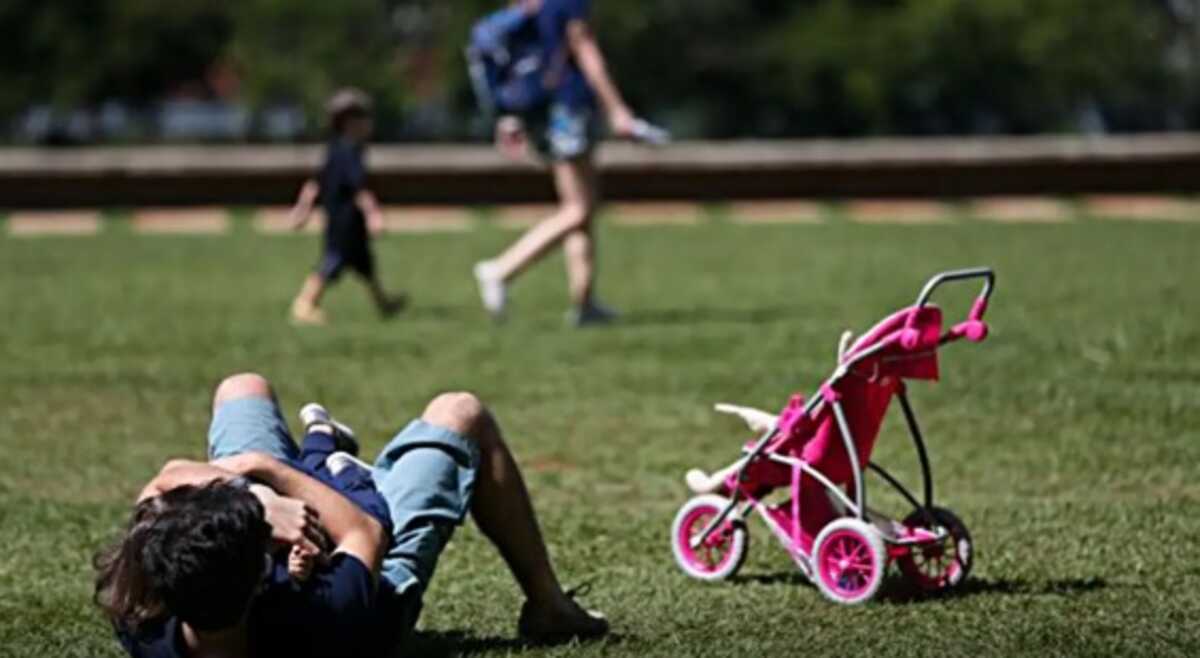 Pediatras pedem aprovação de lei com licença-paternidade de 1 mês