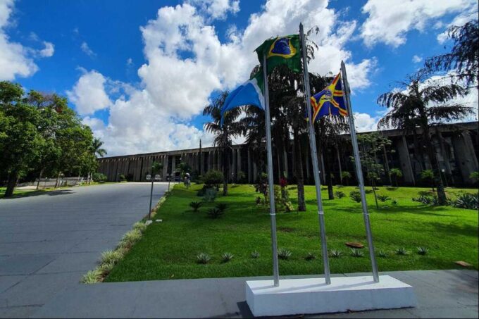 Plano Nacional de Educação é debatido em seminário na ALEMS