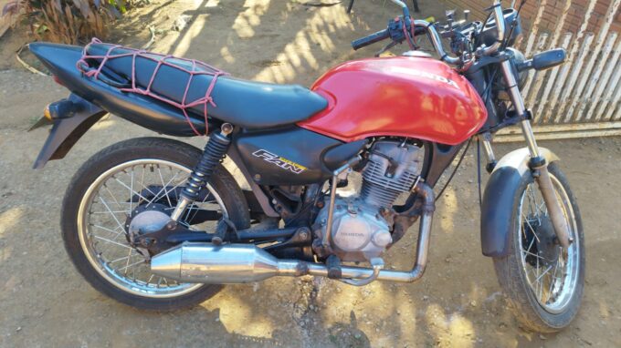 Polícia Civil apreende motocicleta com sinais identificadores adulterados, em Campo Grande