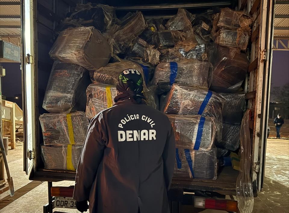 Polícia Civil incinera mais de 10 toneladas de drogas em Campo Grande