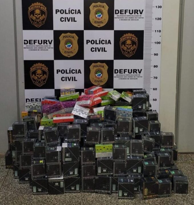 Polícia Civil prende em flagrante indivíduo com veículo adulterado e carregado com produtos de descaminho em Campo Grande
