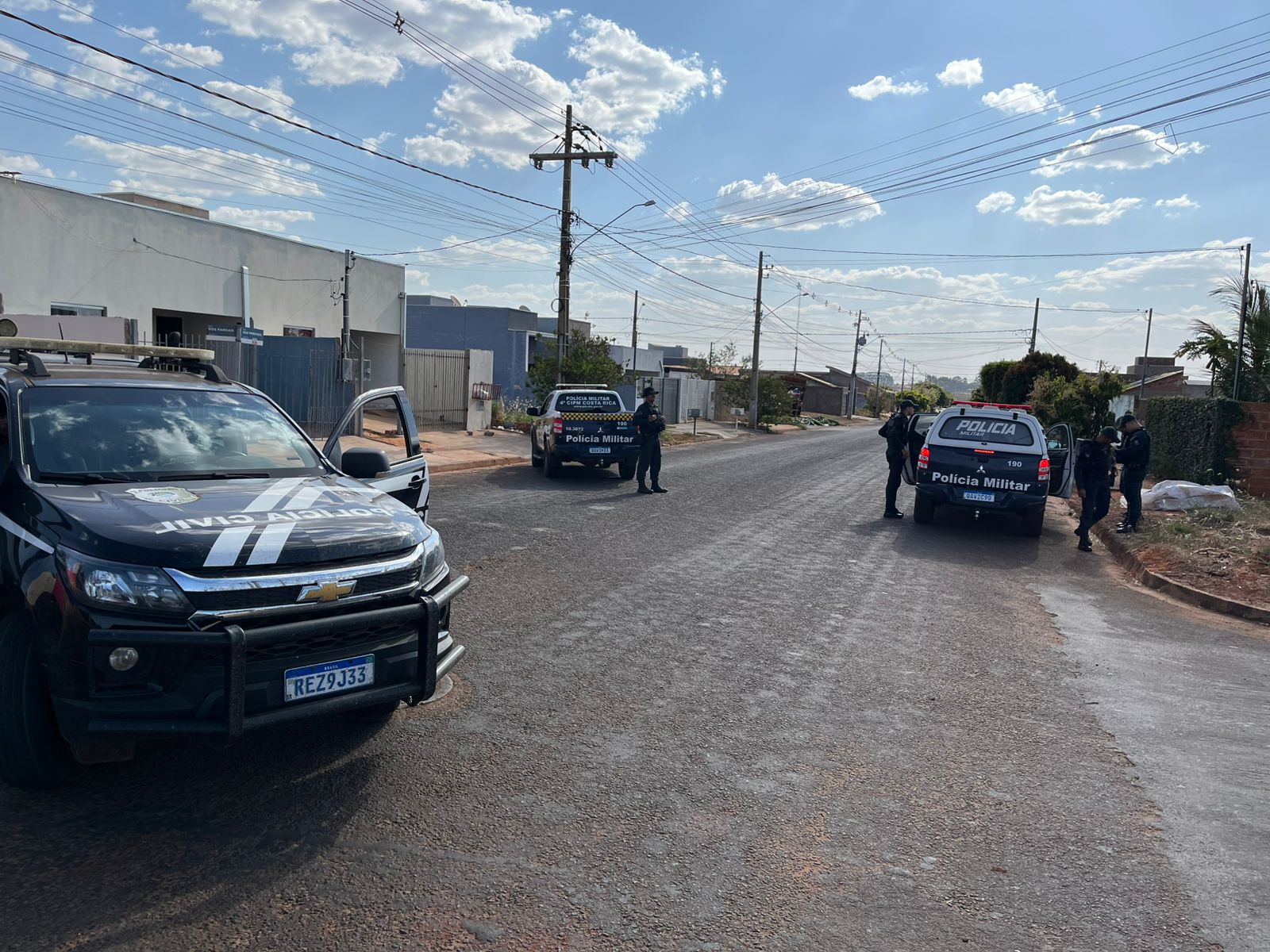Polícia recupera produtos furtados e apreende três menores em ação rápida em Chapadão do Sul