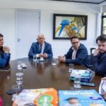 TCE-MS recebe mães atípicas para discutir falhas no atendimento a crianças com deficiência