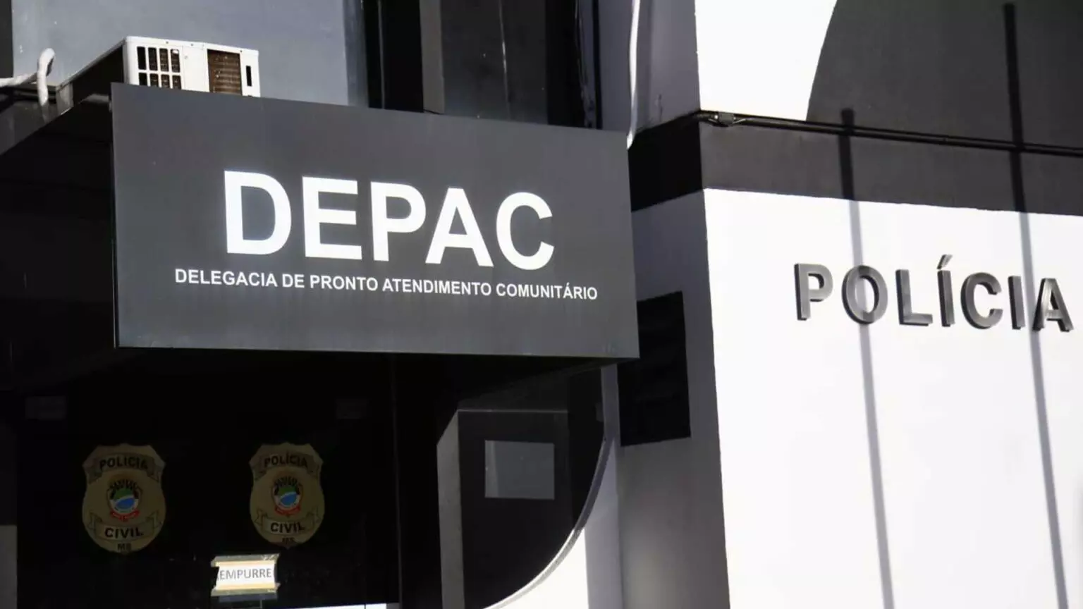 Aluna de Autoescola denuncia instrutor por importunação sexual em Campo Grande