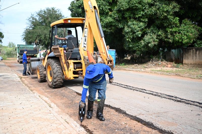 Em Jardim, vila Major Costa recebe tapa-buracos nesta quinta (04)