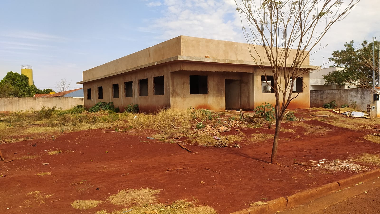 Construtora Colina vence licitação e CRAS Cascatinha II de Sidrolândia, parado há anos, terá obra retomada