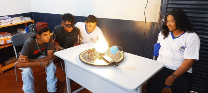 Planetário leva inovação ao ensino de Geografia no Pantanal