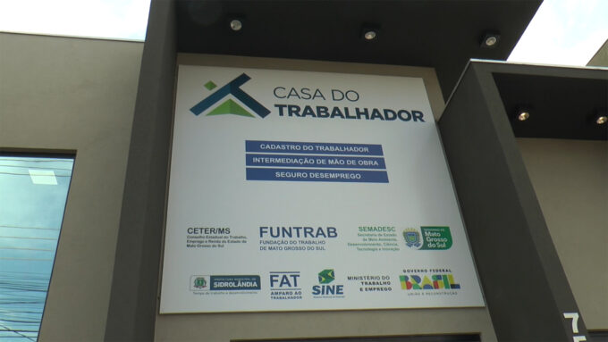 Há vagas para auxiliar de linha de produção e operador de caixa em Sidrolândia
