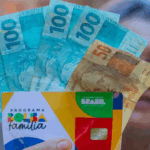 Bolsa Família: beneficiários com NIS final 3 recebem parcela de outubro nesta quarta-feira