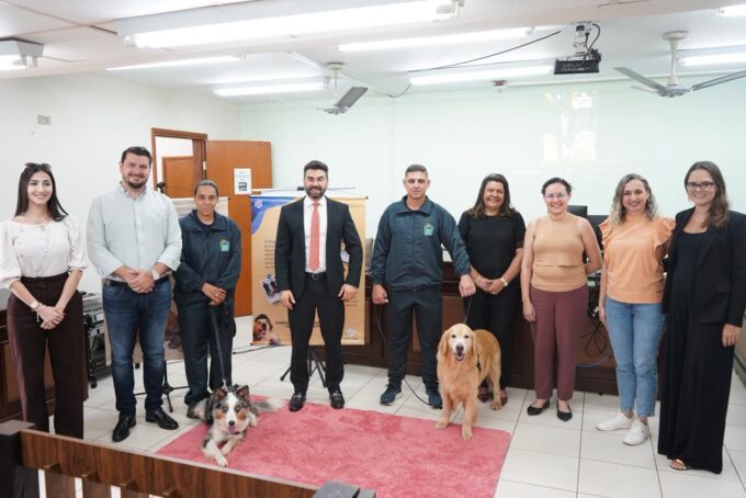Programa “Patas que Acolhem” é lançado em Nioaque para oferecer apoio emocional a crianças e adolescentes