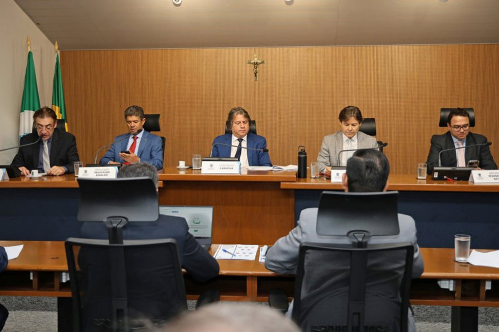 Comissão aprova Orçamento de MS com receita estimada em R$ 27 bilhões para 2026