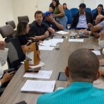 Vereadores e secretários buscam solução para impasse no descarte de bags em Sidrolândia