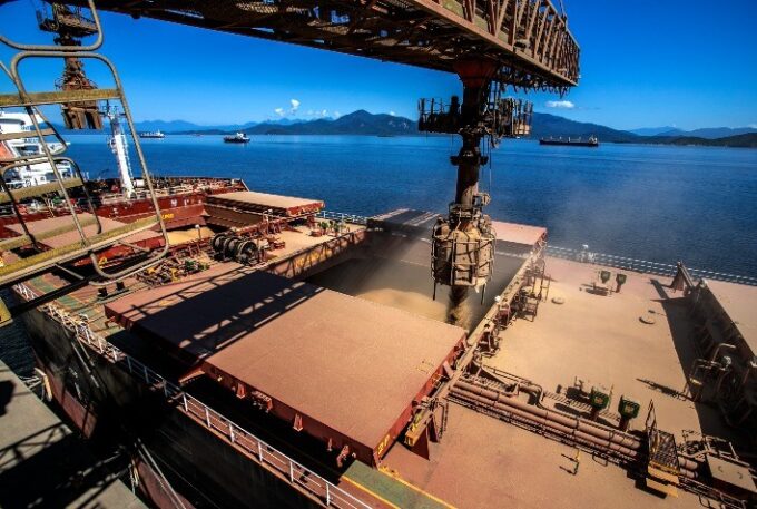 Exportações de soja batem recorde histórico em 2025 e mostra o protagonismo de Mato Grosso do Sul