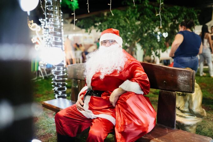 Jardim Luz encanta famílias e marca abertura da programação natalina em Jardim