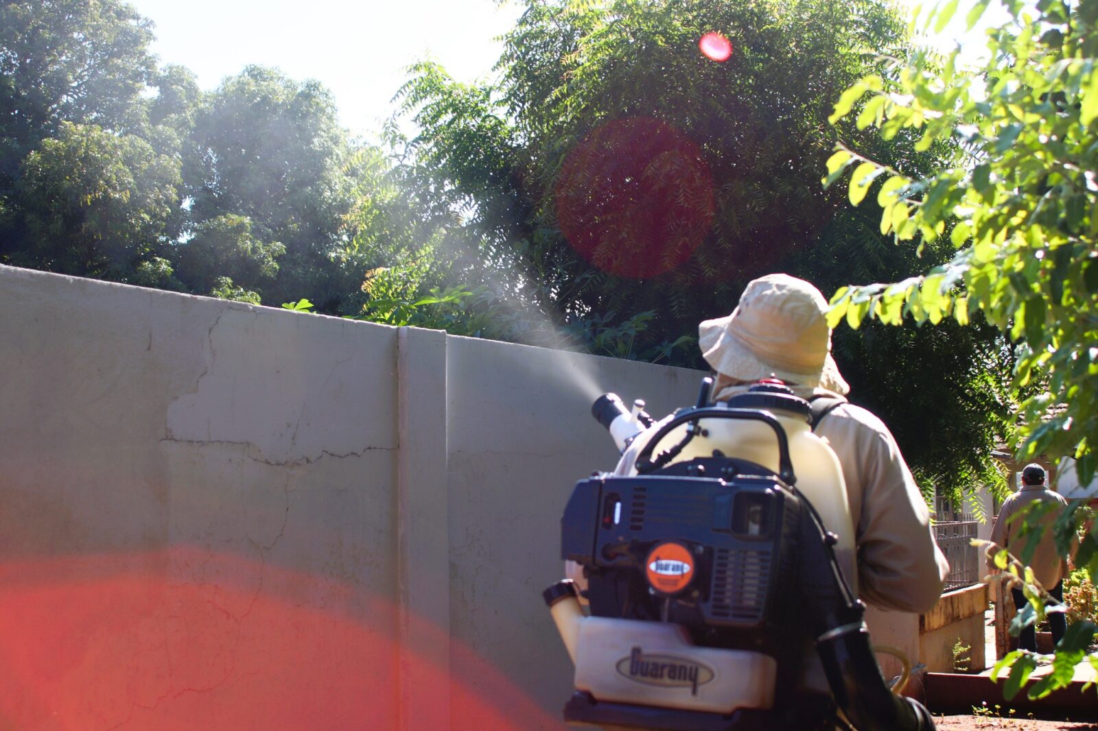 Prefeitura de Jardim intensifica combate à Dengue e Chikungunya com ação de bloqueio no Centro