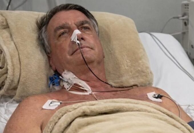 Bolsonaro está tomando antidepressivo e ‘cada dia pior’, diz Carlos