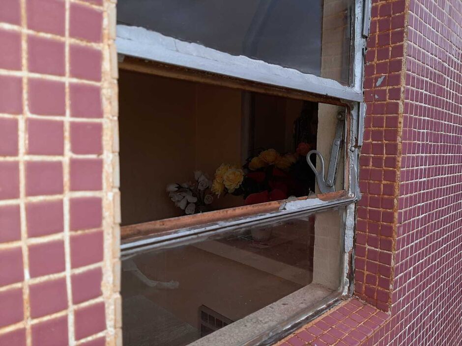 Sidrolândia: mecânico invade casa, agride ex e acaba preso após levar corte na mão